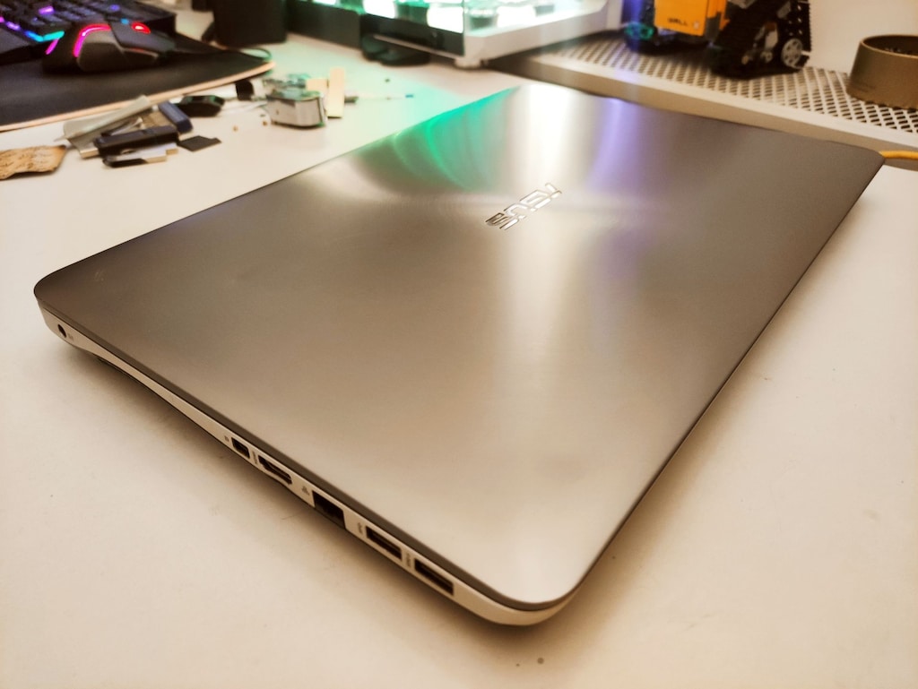 SIFIR GİBİ GÜÇLÜ 1080p İ7! +4GB GTX960M! +16GB RAM! +240GB SSD! - 5