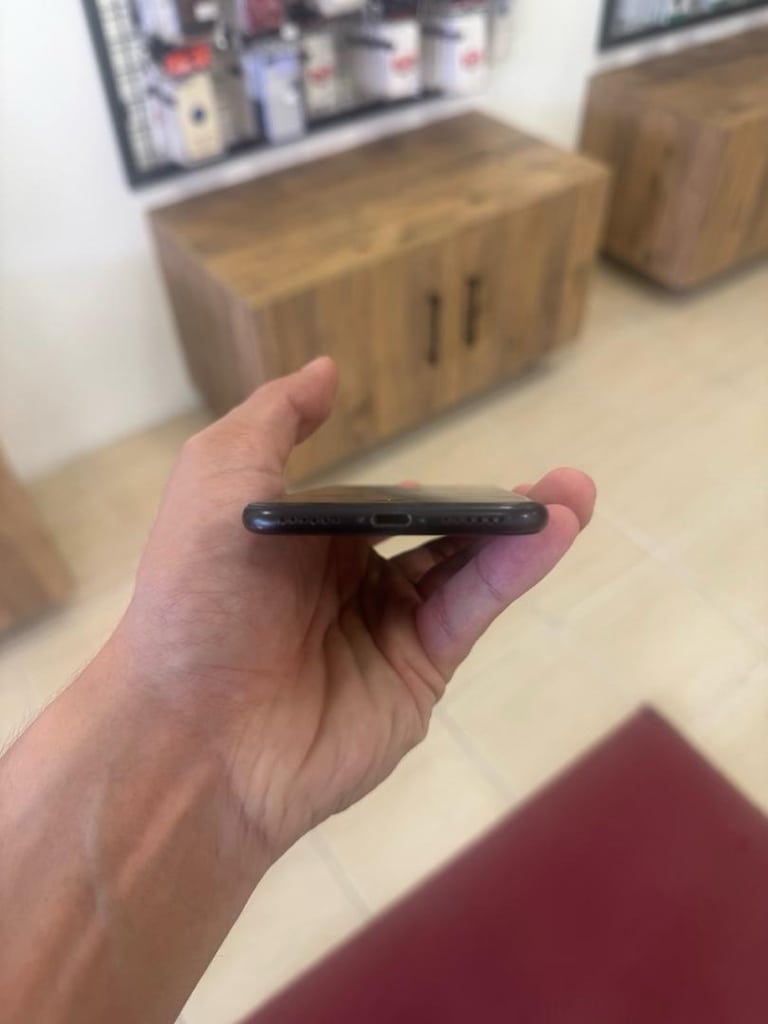 İphone 7 Siyah 32GB - 5