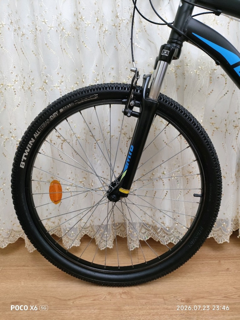 Sıfır gibi hatasız 26 jant BTWIN Rockrider 340 L kadro dağ bisikleti - 18