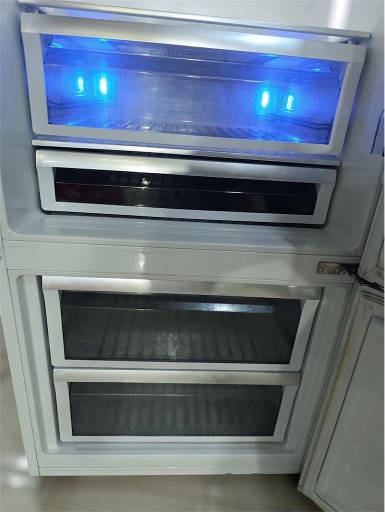 ARÇELİK 600 LİTRE COOL PLUS – ALTTAN DONDURUCULU – MAVİ IŞIK - 5