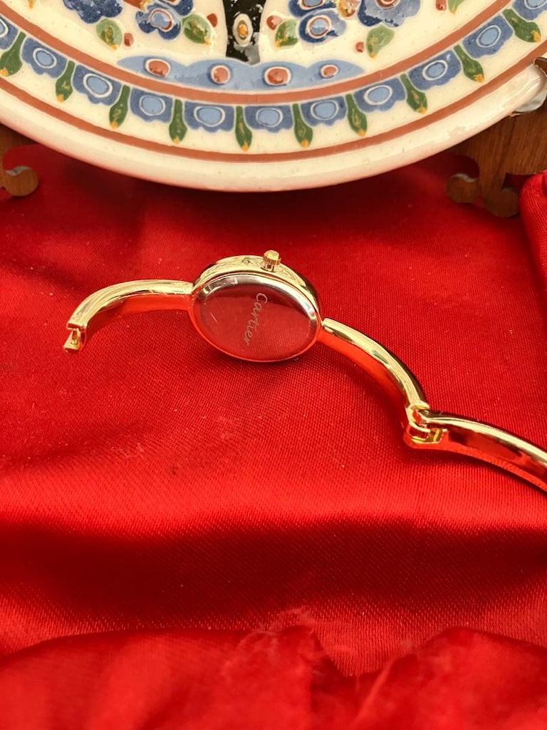 Cartier Altın Tonlu yeşil kadran kelepçe kordon oval kadın saat - 8
