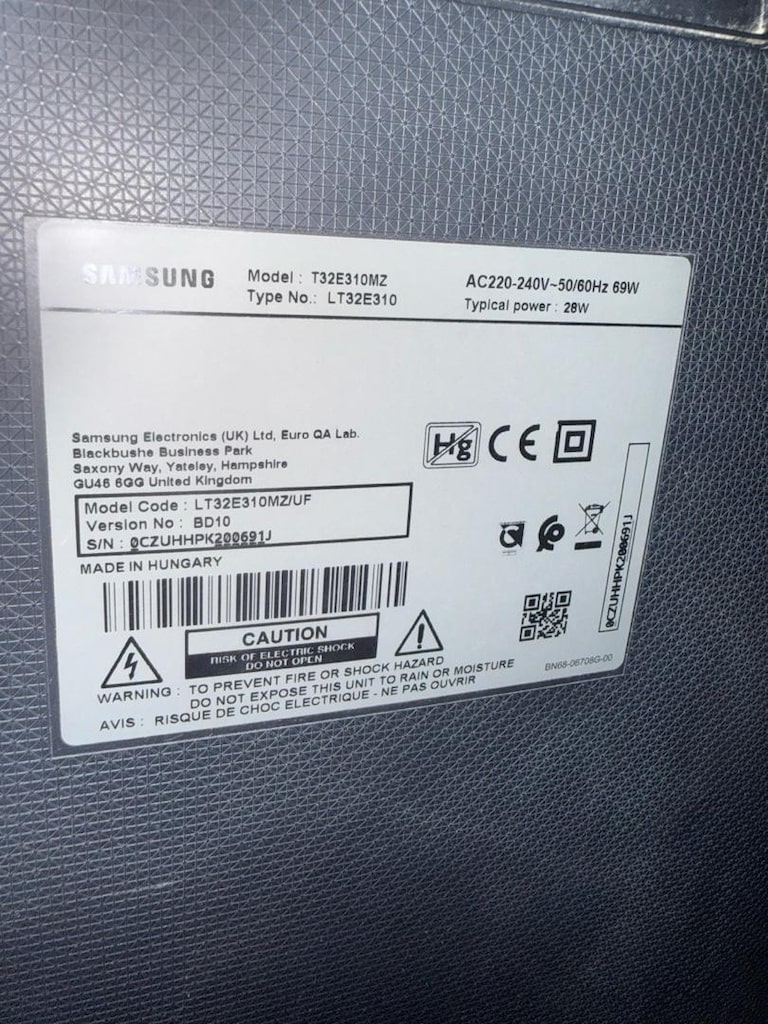 Samsung LT32E310MZ 32''82 Ekran Full HD LED Ekran - 6