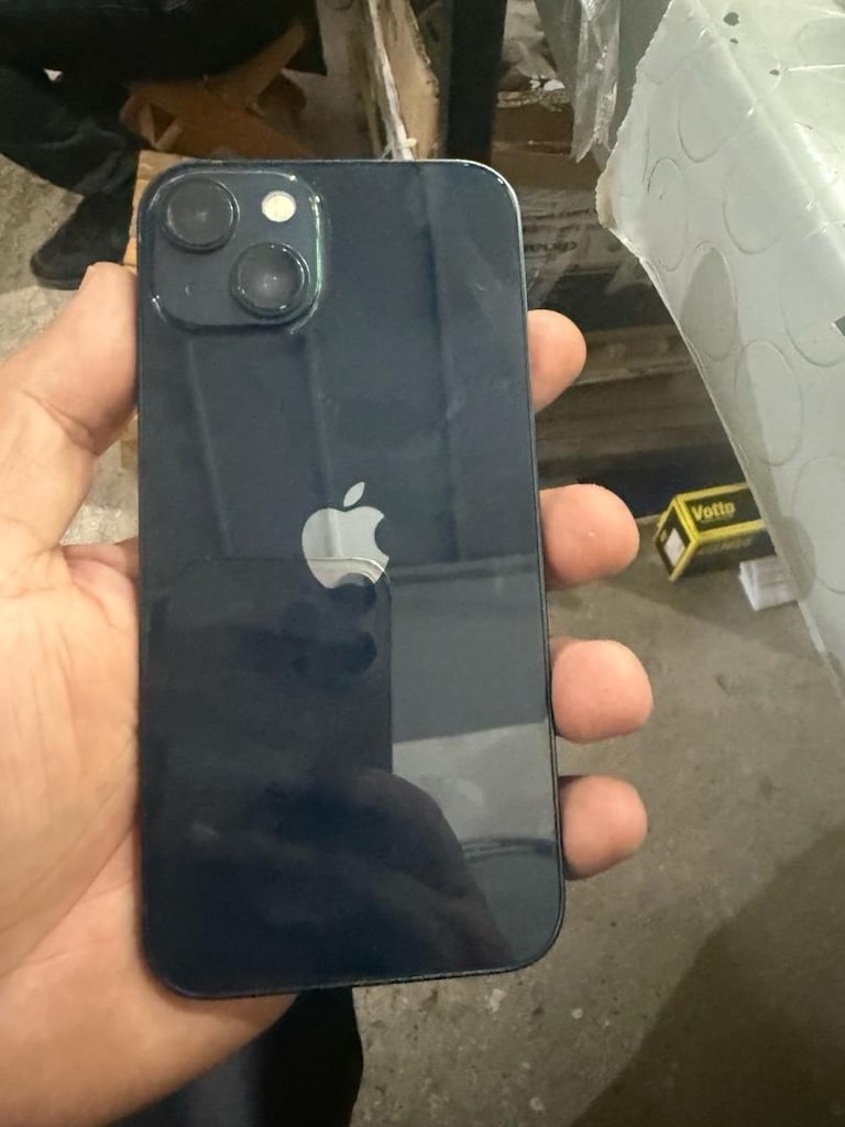 İphone 13 128 pil 90 full orjinal 1,5 yıl açık - 3