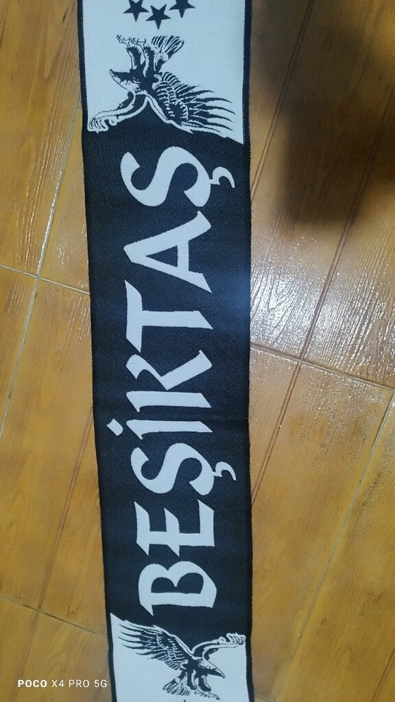 #Beşiktaş taraftar atkı.