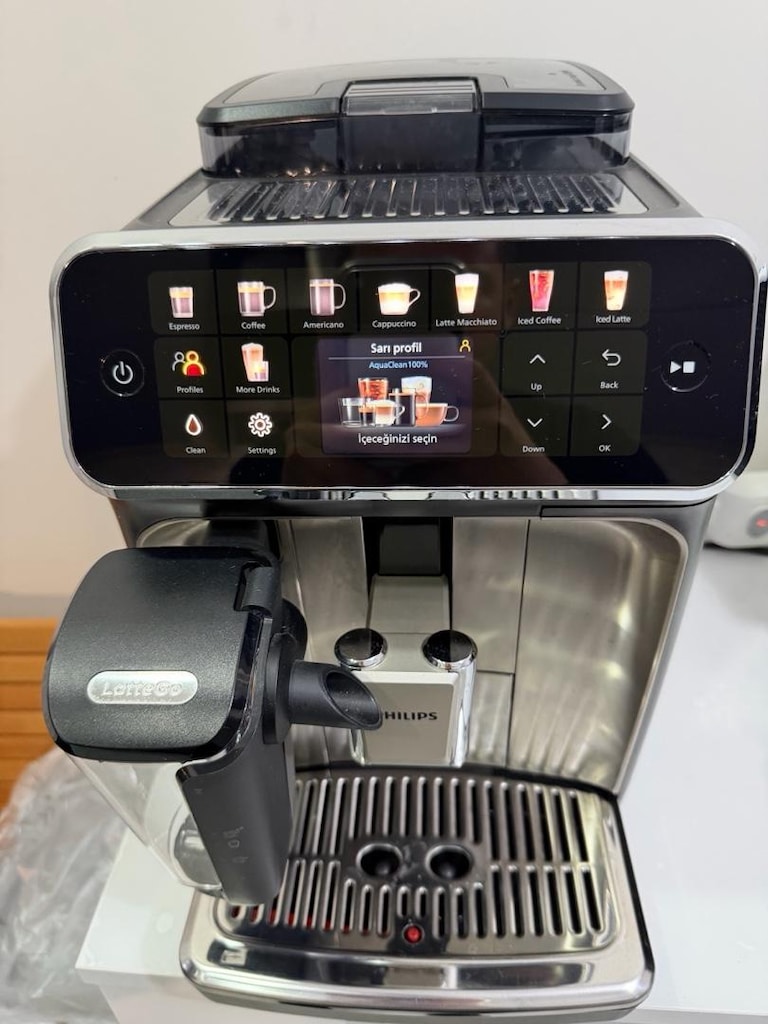 ilk sahibinden Philips 5547/90 LatteGo Series Kahve Makinesi - 4