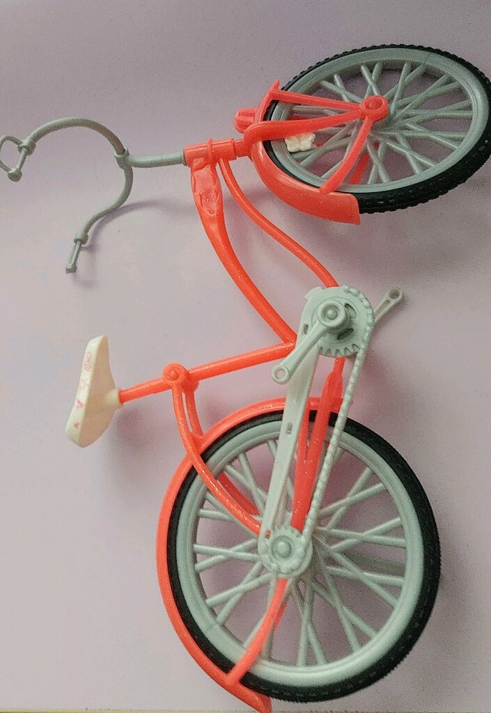 Barbie Oyuncak Bisiklet Figürü - 4