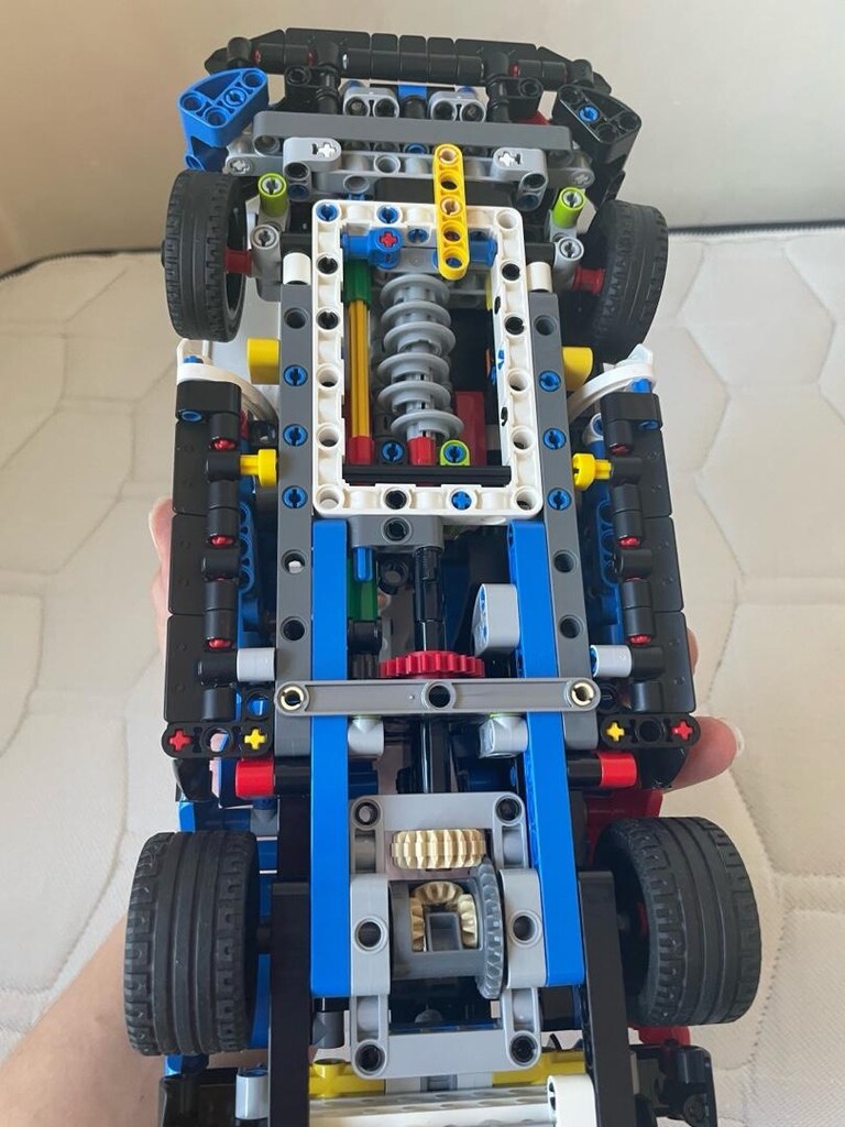 (FIRSAT!)(SPEED CHAMPIONS KOENIGSEGG JESKO HEDİYE!) LEGO TECHNIC BMW - 7