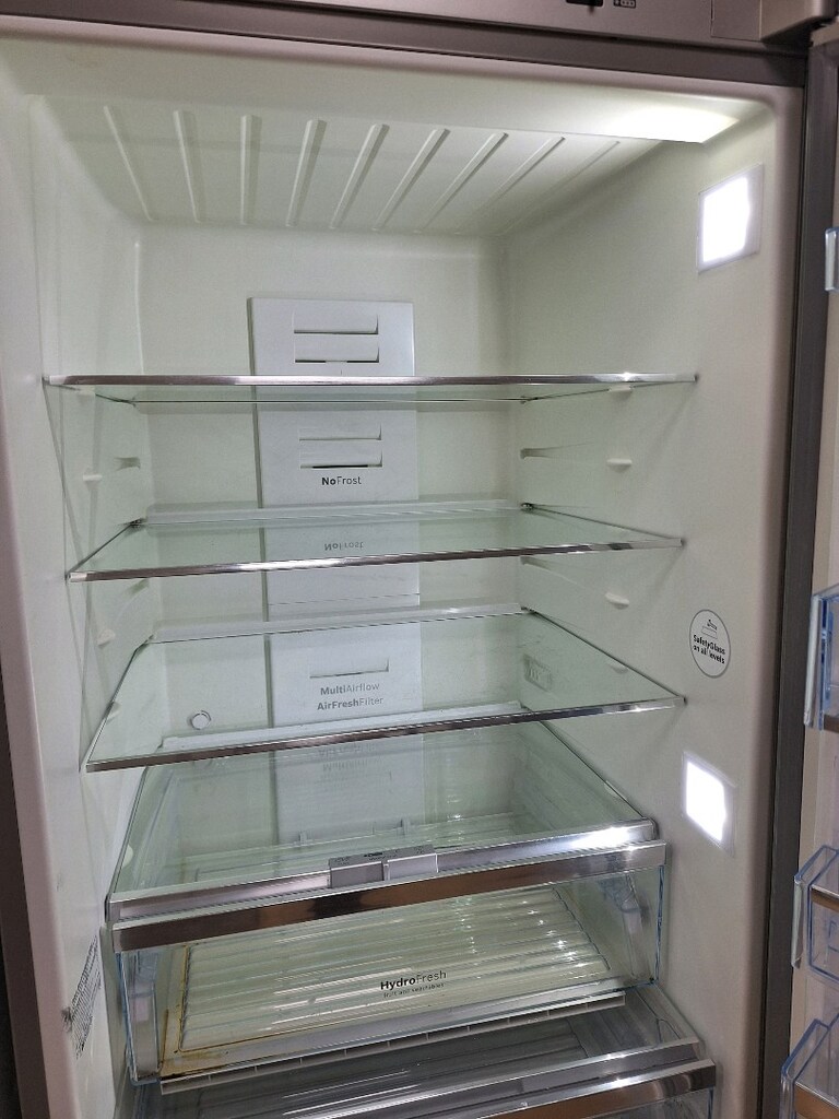 inox alttan dondurucu Bosch dijitalli yeni model çok temiz - 4