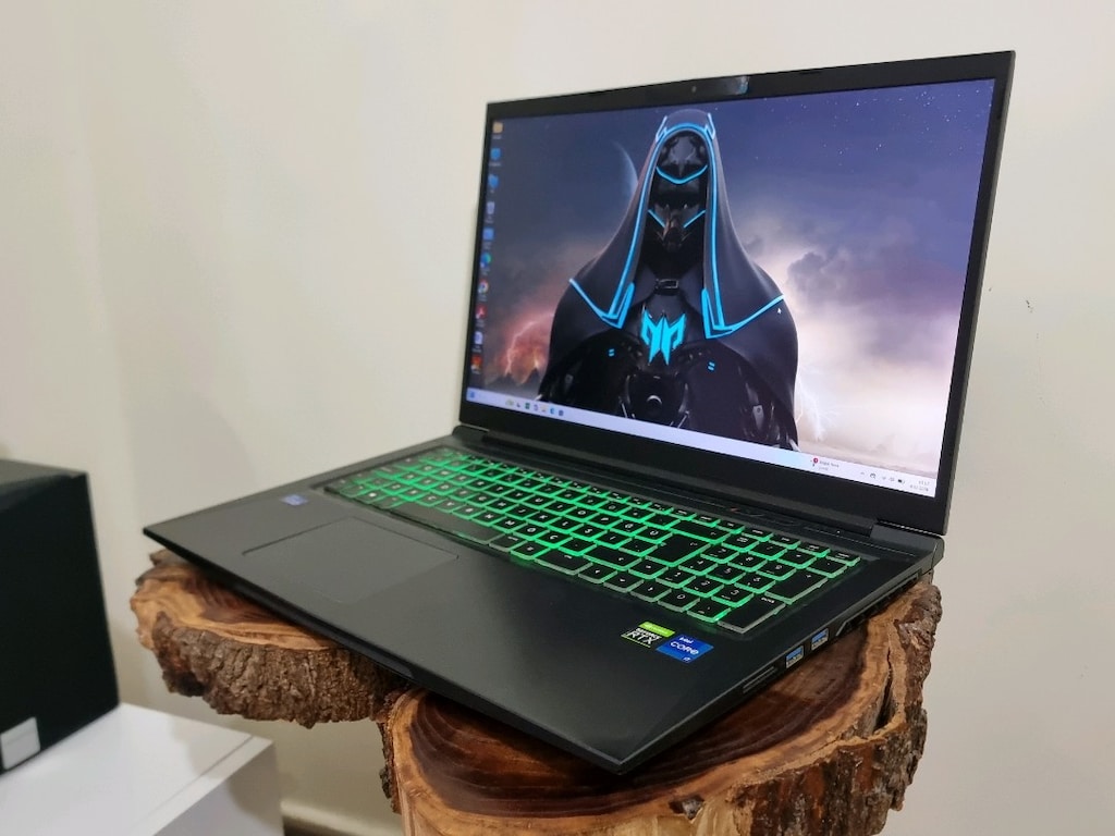 Monster Tulpar 17.3 inch Büyük Ekran i7-11800H RTX 3060 - 2
