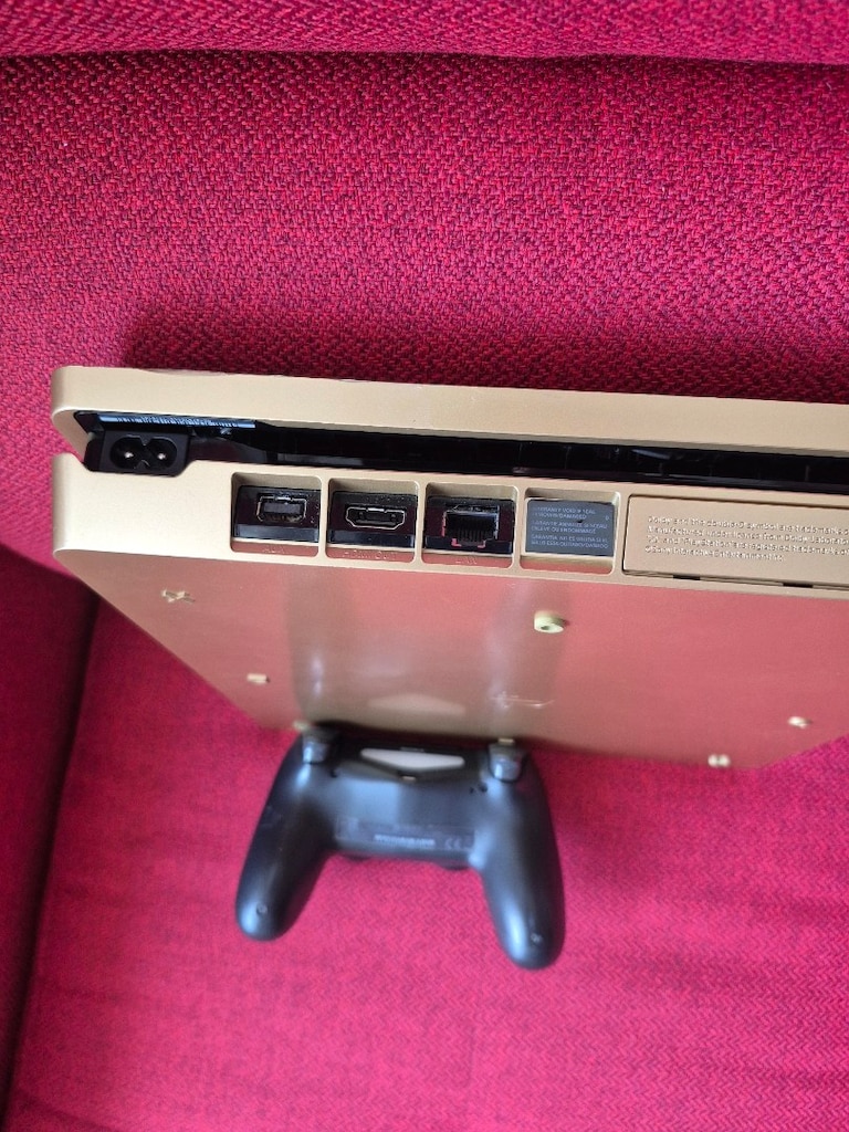 Playstation 4 Slim Gold 500GB Sürüm 12.02 - 4