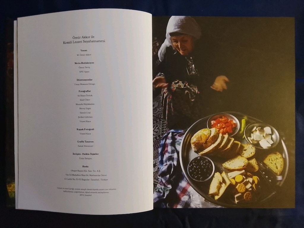 Ömür Akkor Komili Lezzet Seyahatnamesi adlı kitabı - 6
