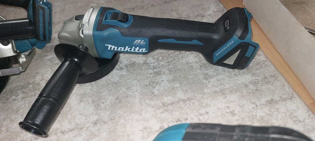 MAKİTA 18V AKÜLÜ ŞARJLI SOMUN SIKMA TAŞLAMA SUNTA KESME - 4