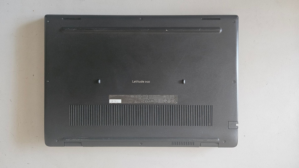 Dell Latidute 3420 İ7 11.Nesil 16 GB Ram 256 GB SSD 14" FULL HD - 9