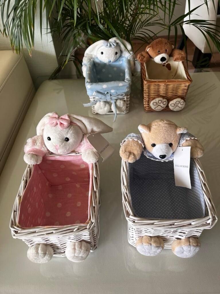 Peluş Tavşan ve Peluş Ayıcıklı Hasır Sepetler