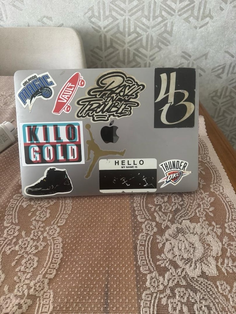 MacBook Pro 2018 8/256 - 8