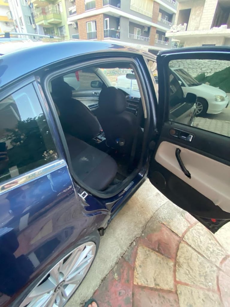 VOLKSWAGEN PASSAT 1.9 TDI - 5