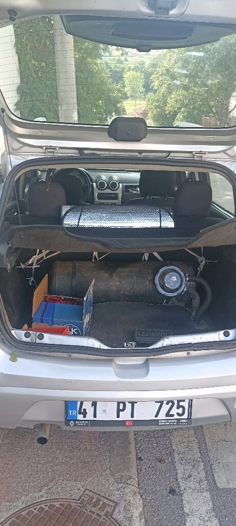 Dacia Sandero - 3
