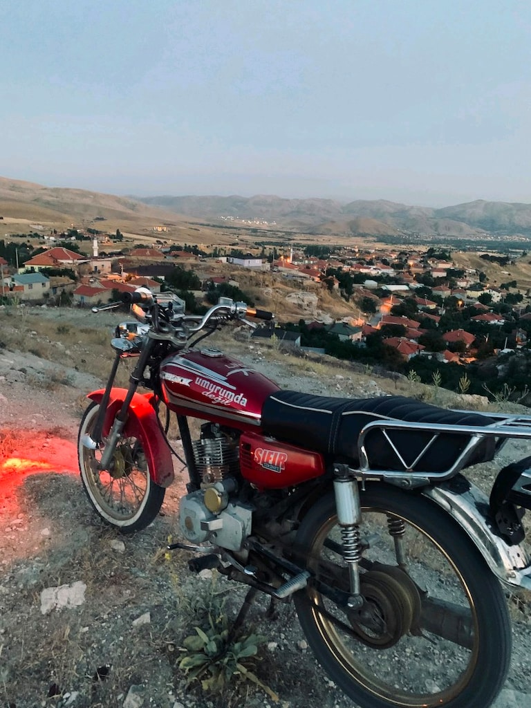 geleni üzmem pazarlık vardır dosta gider