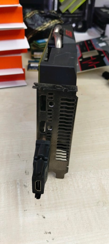ASUS M-RX470 EKRAN KARTİ - 3