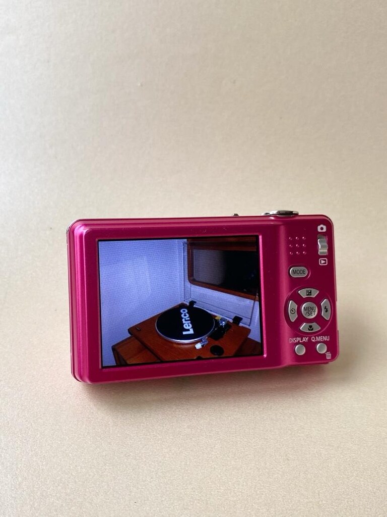 Panasonic Fs3 Pembe Dijital Fotoğraf Makinesi - 4