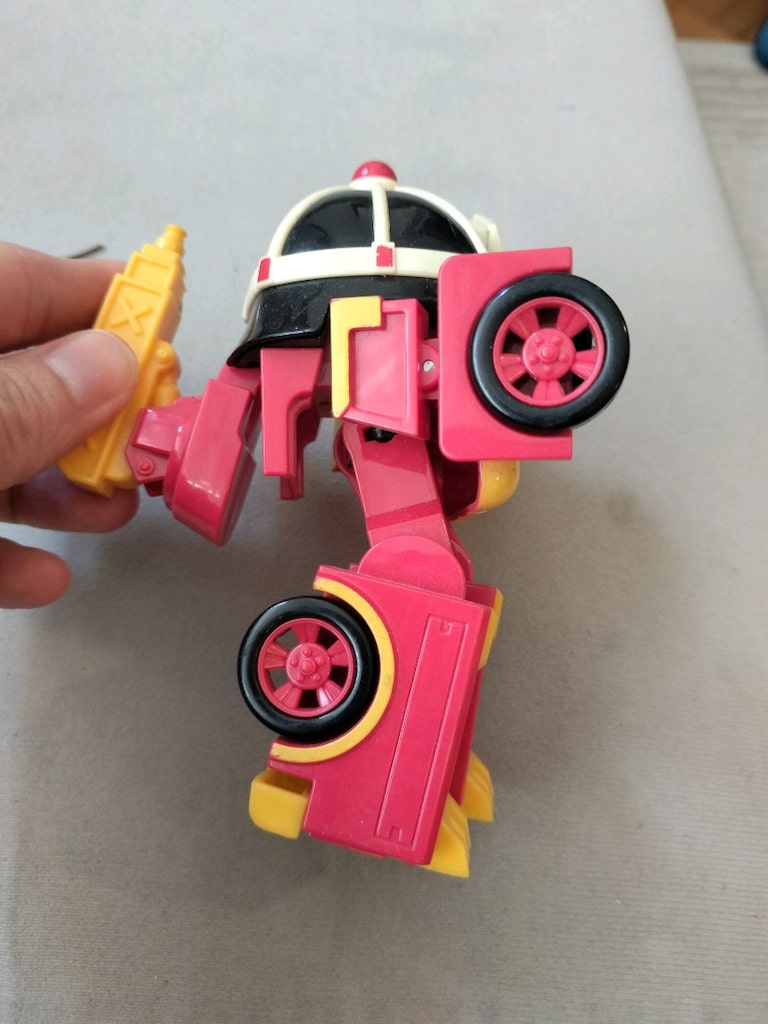 3 adet robocar poli dönüşebilen oyuncak kacmaz - 2