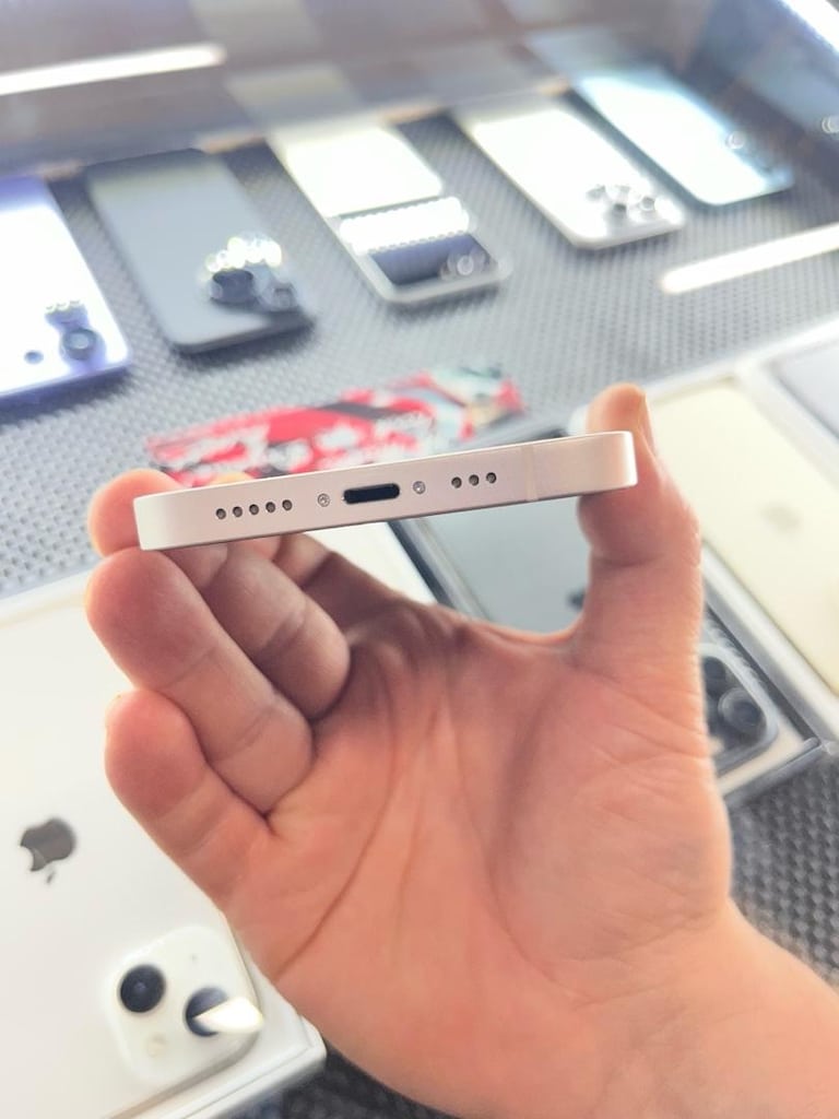 İphone 13 128 11 Ay Garantili Nokta Hatasız - 2