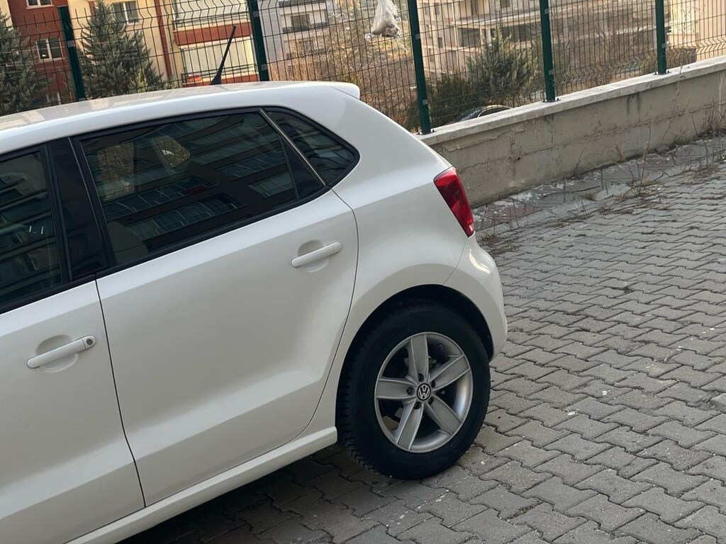 SAHİBİNDEN TEMİZ 156KM POLO 1.6TDI - 5