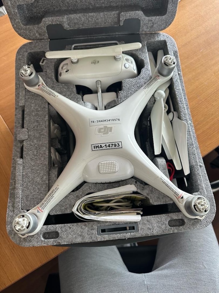 DJI Phantom 4 - 2
