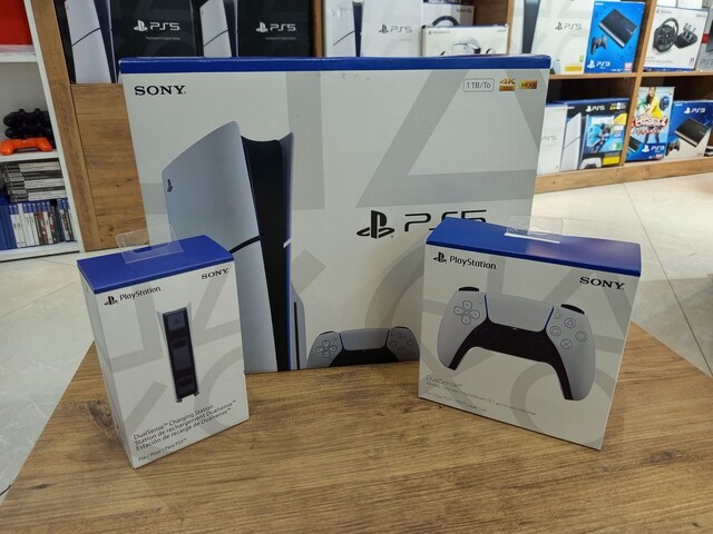 PS5 CD.Lİ 2KOL +ŞARZ İSTASYONU 24AY GARANTİLİ