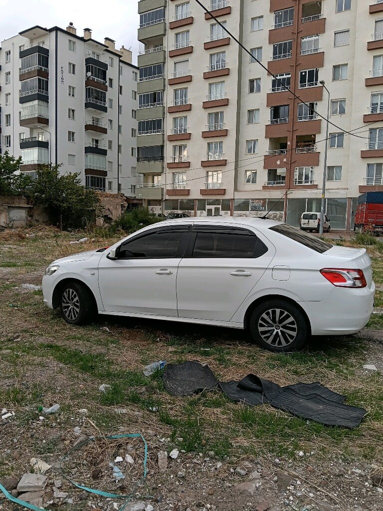 Kocasinan da satılık uygun Peugeot301 - 3
