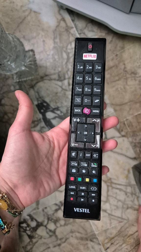 Vestel Smart 40FB7100 40 inç (102 ekran) Full HD Smart LED TV satılıkt - 3