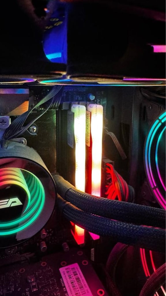 Geil 8gb ddr4 ram 3600mhz - 2