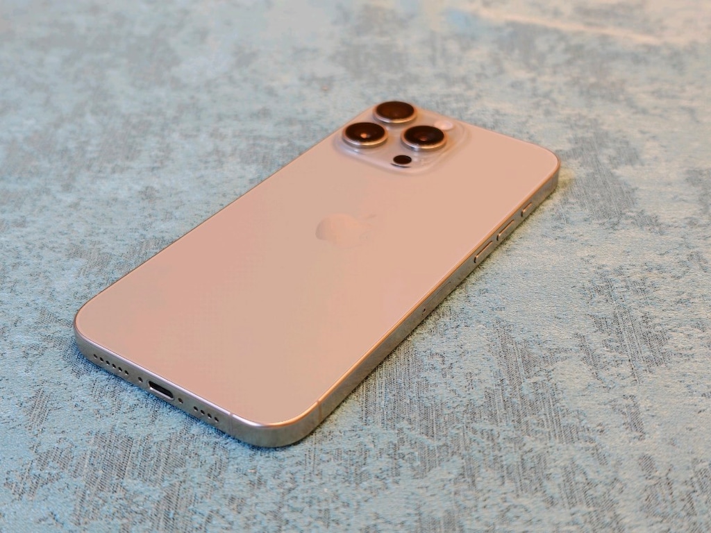 iPhone 16 Pro Max 256GBGB 10 ay Apple TR garantili hatasız pil92 - 2