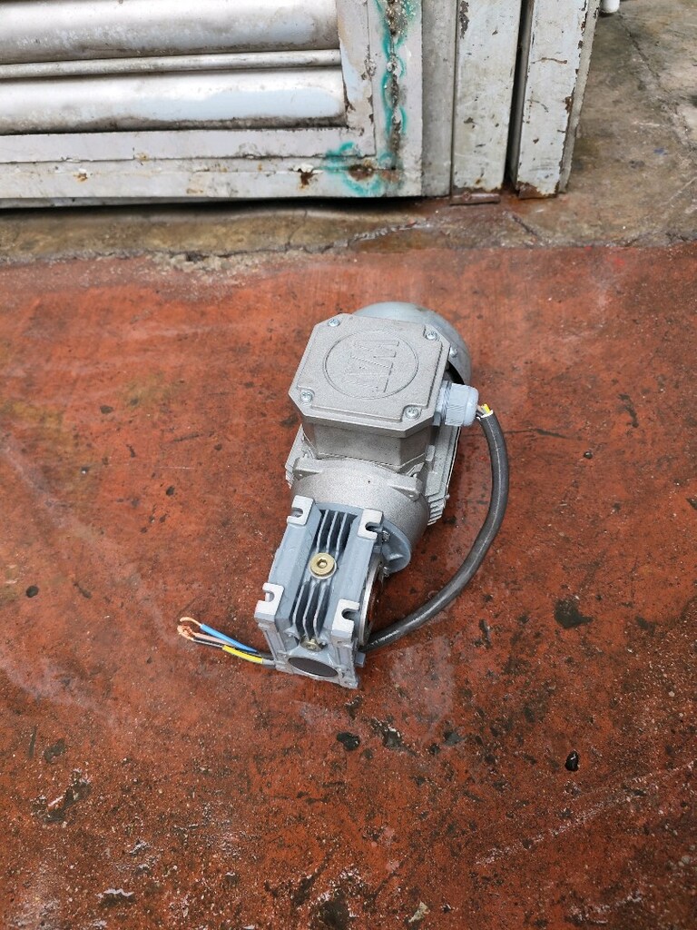 0.18 KW 1400 DEVİRLİ SANAYİ ELEKTRİKLİ REDÜKTÖRLÜ MOTOR - 3