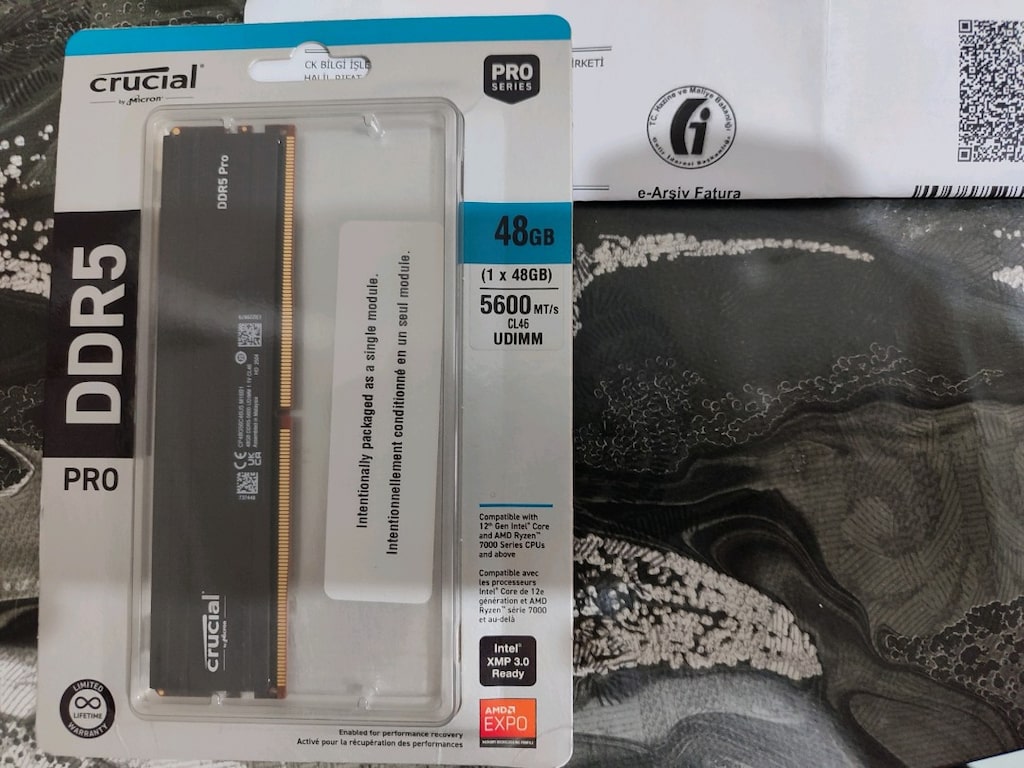 Crucial Pro 48GB DDR5-5600 MHz RAM SIFIR - 10