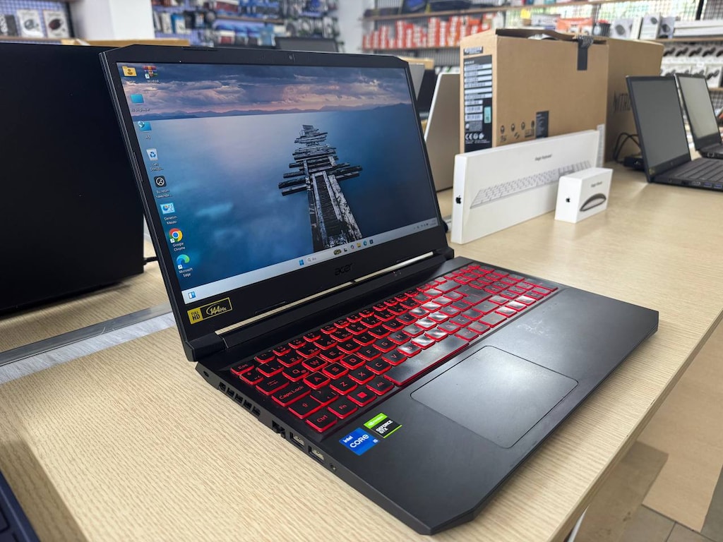 ACER NİTRO *İ5 11400H İŞLEMCİ *16GB RAM *512GB SSD *1650 4GB E.K - 4