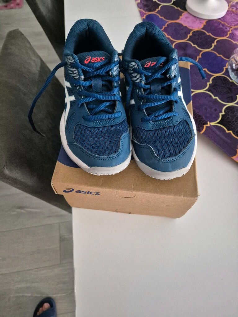 asıcs 34,5 spor ayakkabı