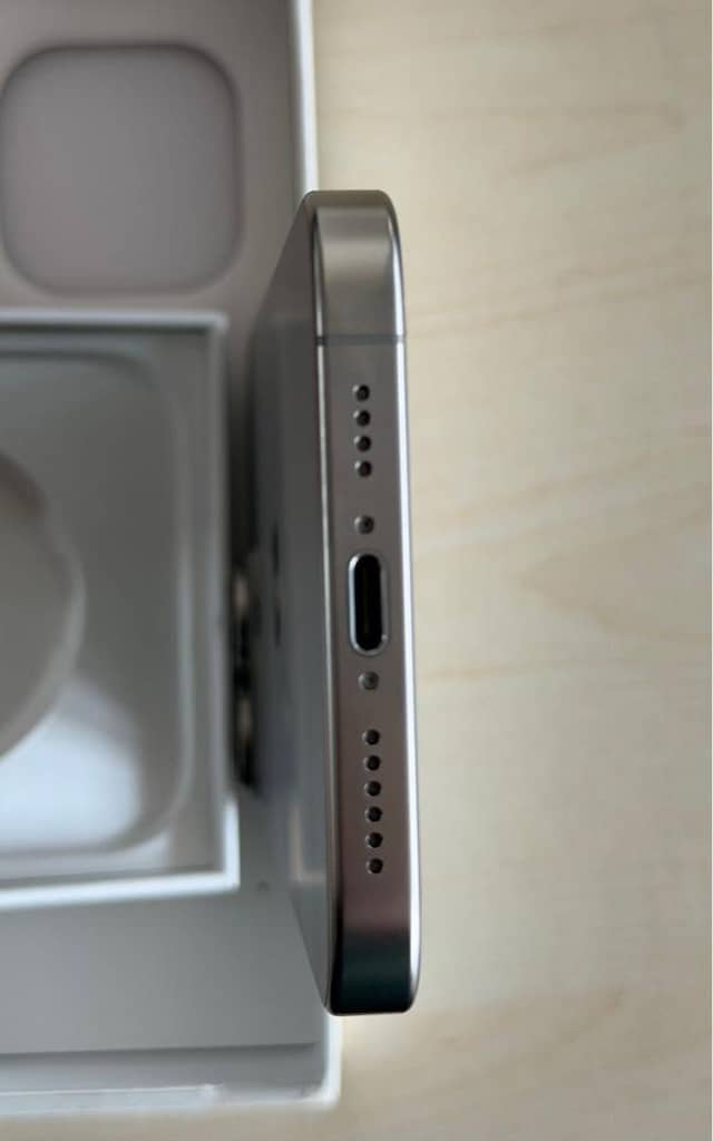 ı phome 16 pro Max - 5