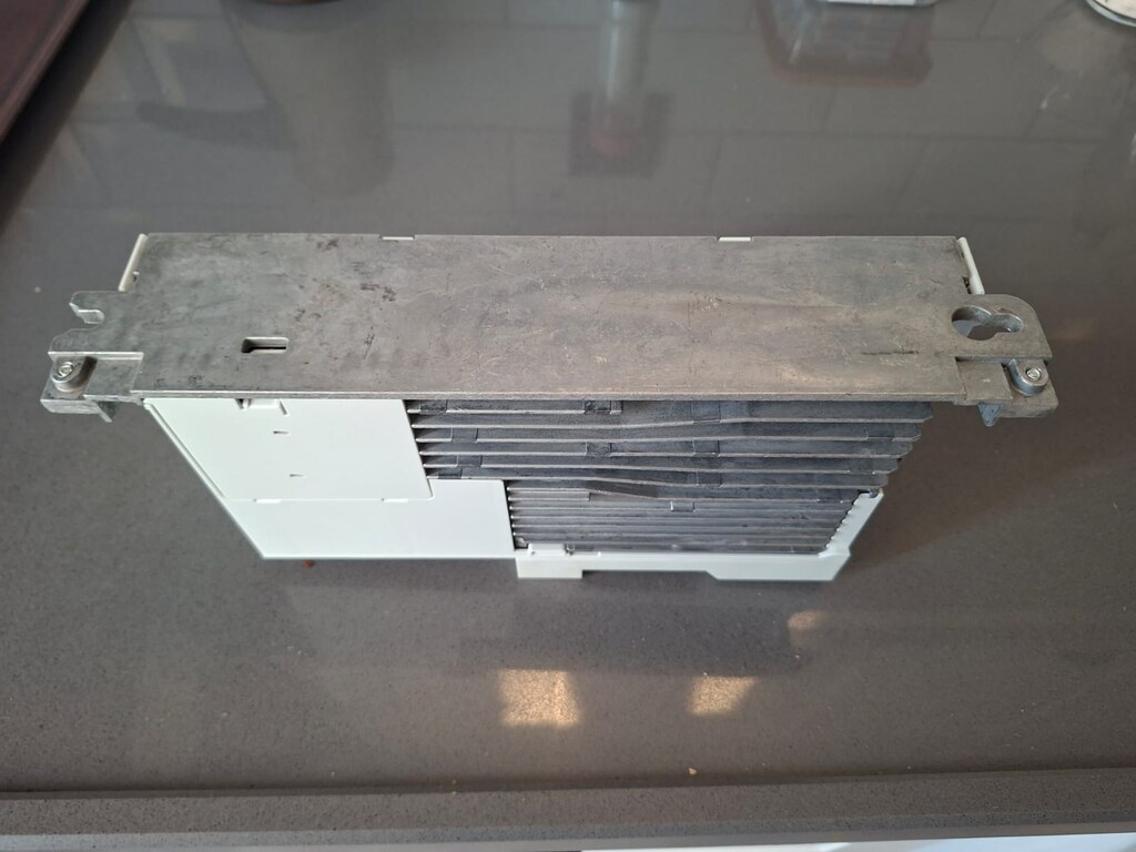 Lenze Power İ550 Güç Ünitesi - 3