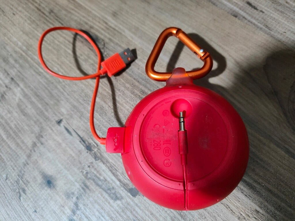 jbl Bluetooth hoparlör - 2