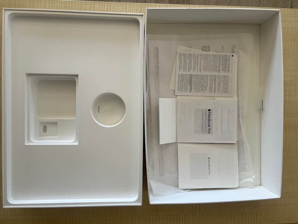 MacBook Pro 15 inç (2016) - i7 / 16 GB RAM / Sorunsuz Çalışır Durumda - 3