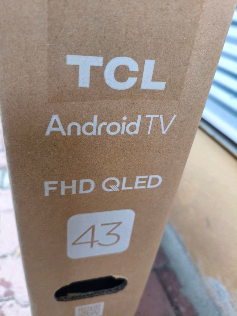 sıfır açılmamış ambalajında 2 yıl garantili 43 inç android TV QLED - 6