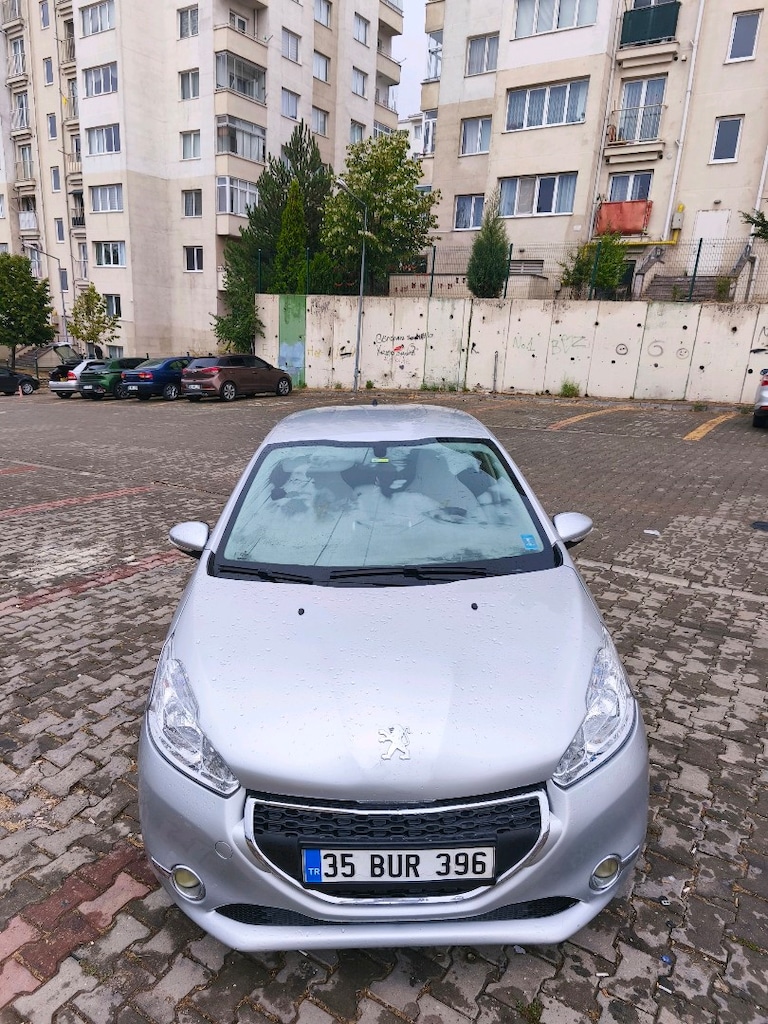 Peugeot 208 2012 tek değişenli - 4