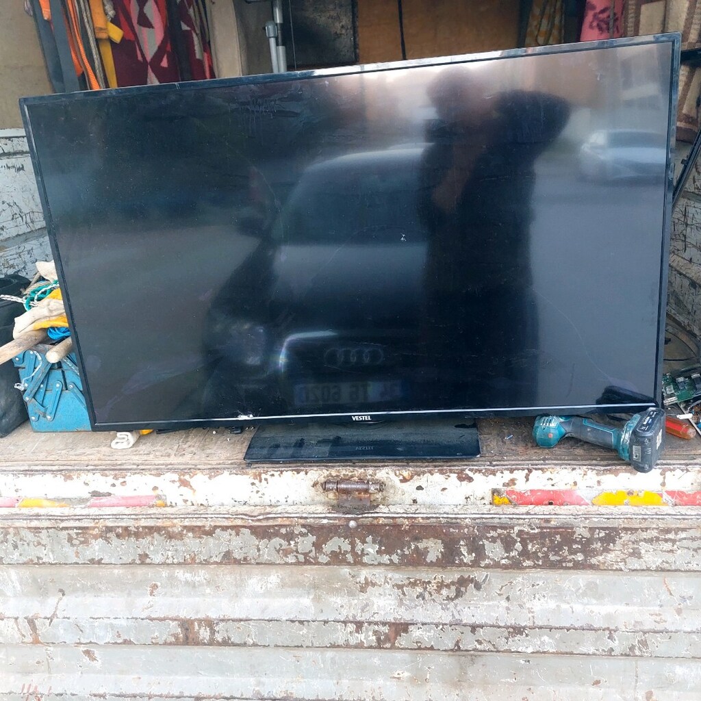 Vestel tv ayağı - 7