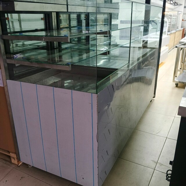 cafe dolabı