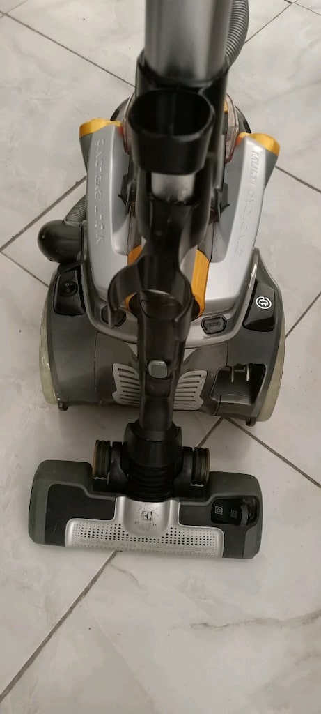 Electrolux Compact & Go Elektrikli Süpürge - 3