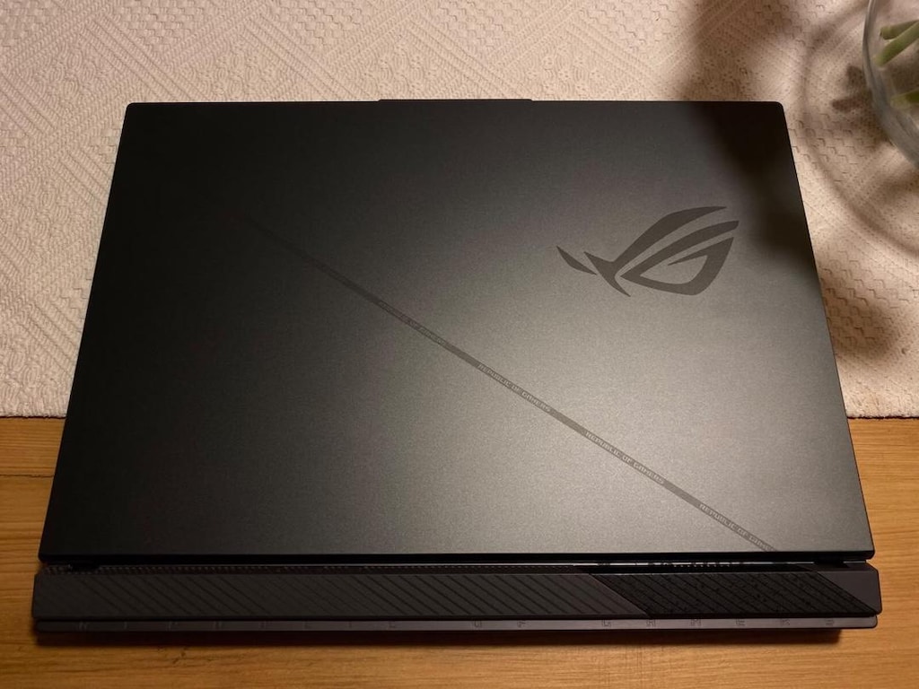 Asus Rog G16 - 4