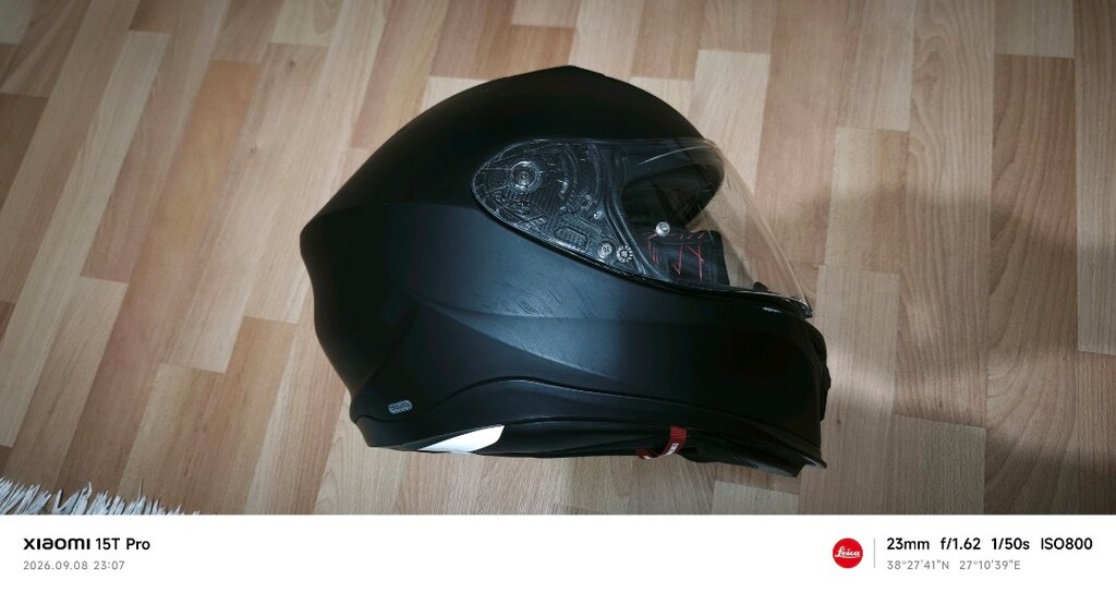 sıfır ayarında kask ve eldiven - 2