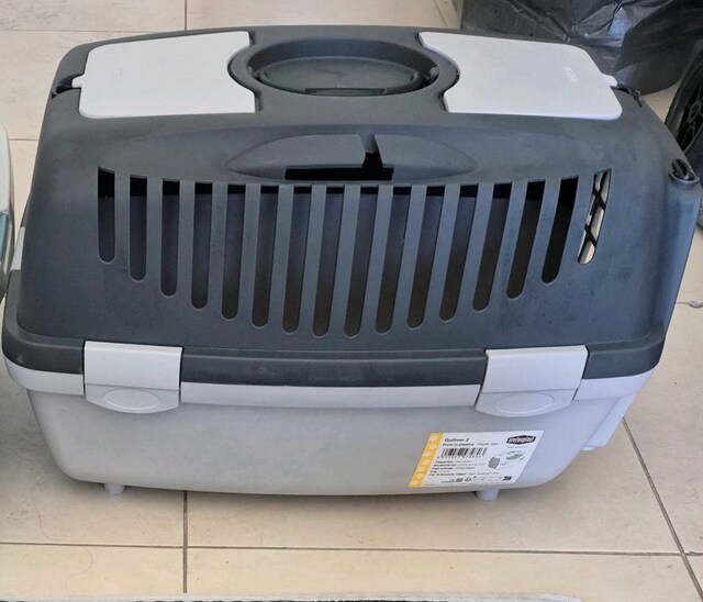 Evcil hayvan kedi tasıma kafesi