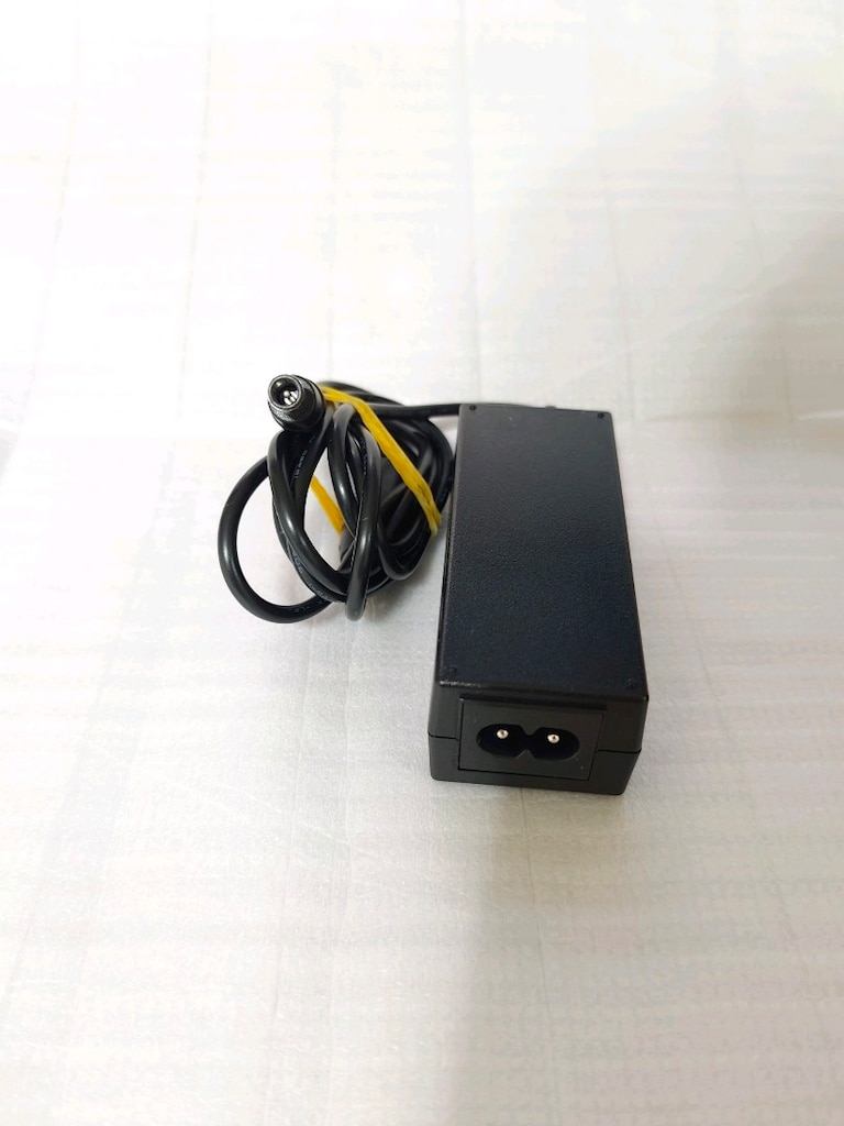 SAMSUNG PN3014 PC ADAPTÖRÜ - Sıfırından Uygun Fiyata Al